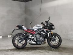 Triumph STREET TRIPLE R 2021