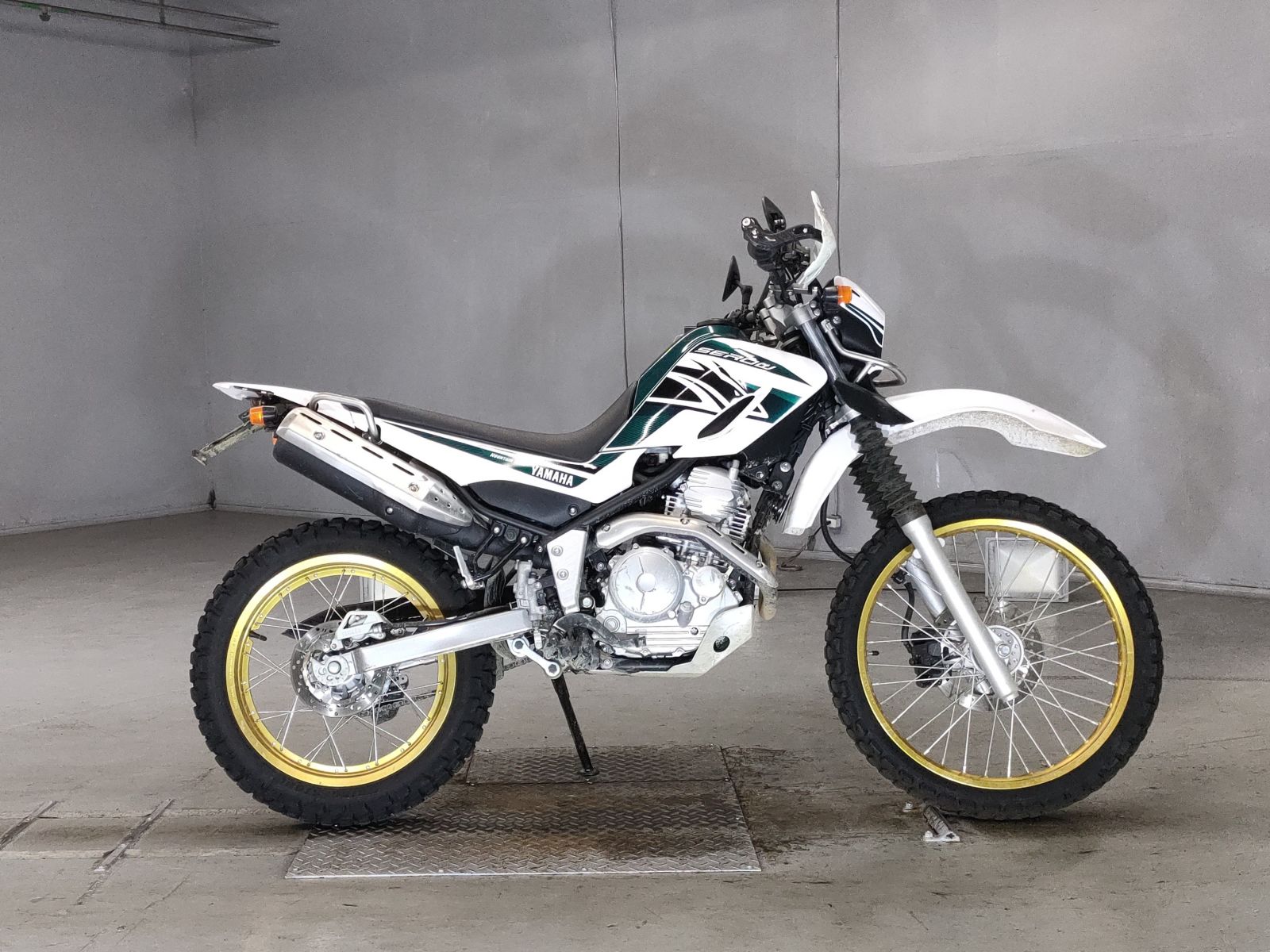 Yamaha SEROW XT250 2017