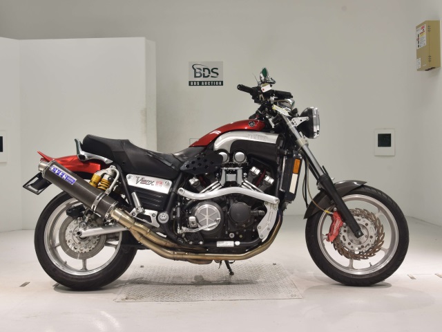 Yamaha V-MAX1200 2004