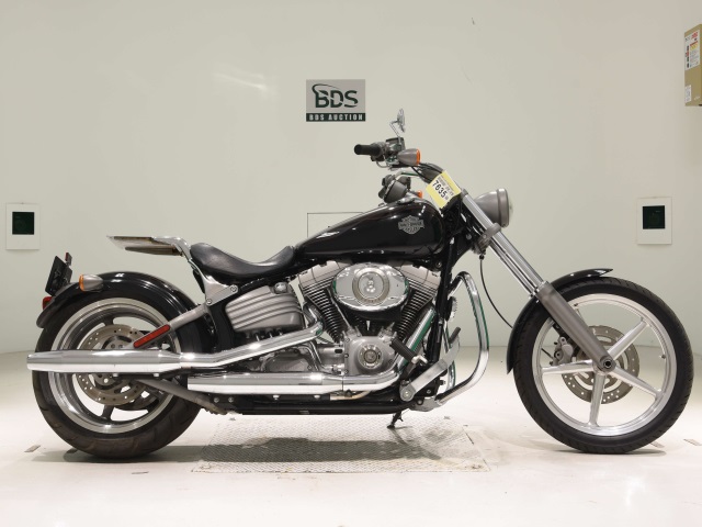 HD ROCKER FXCW1580 2008