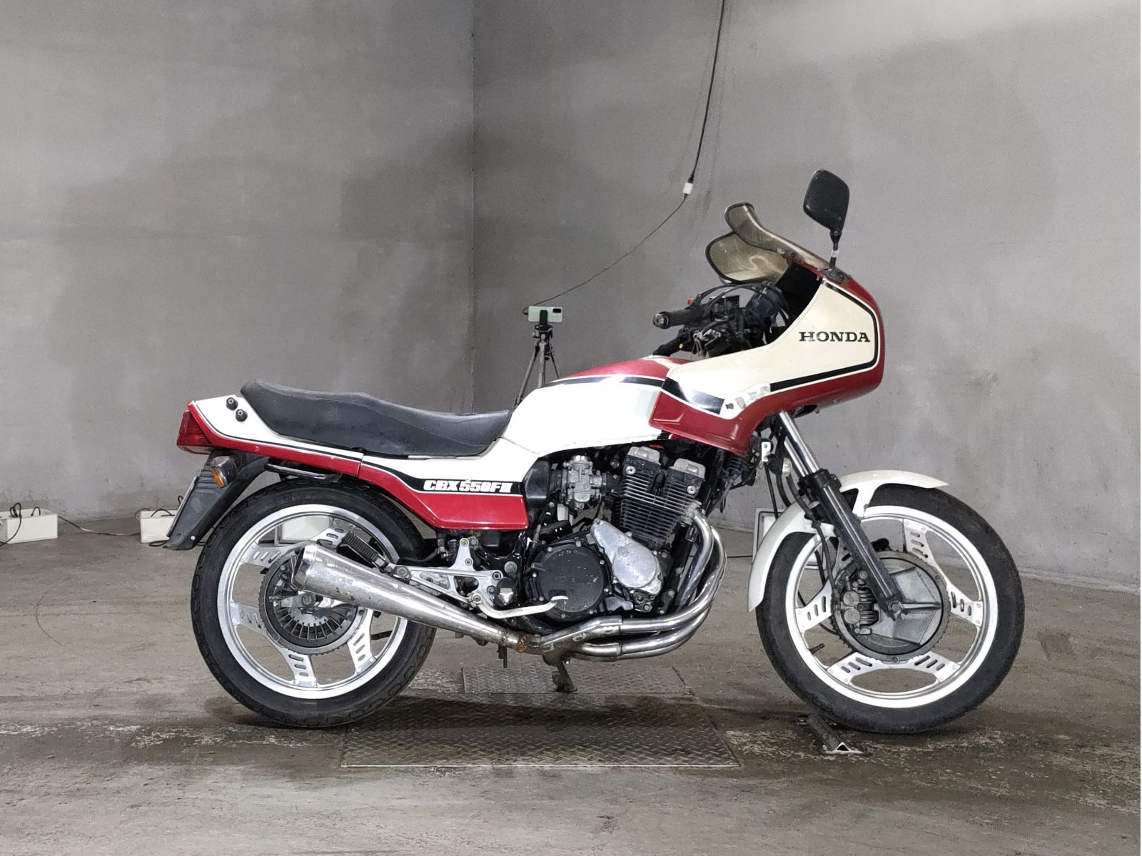 Honda CBX550F INTEGRA 2024
