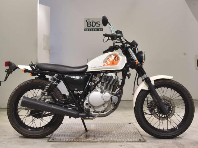 Suzuki GRASSTRACKER BIGBOY 2011