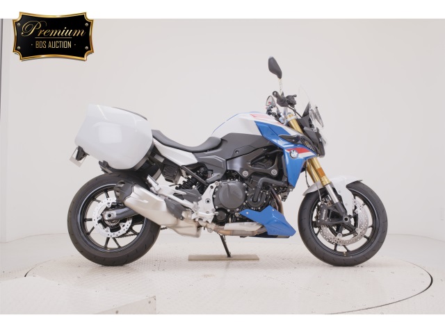 BMW F900R 2024