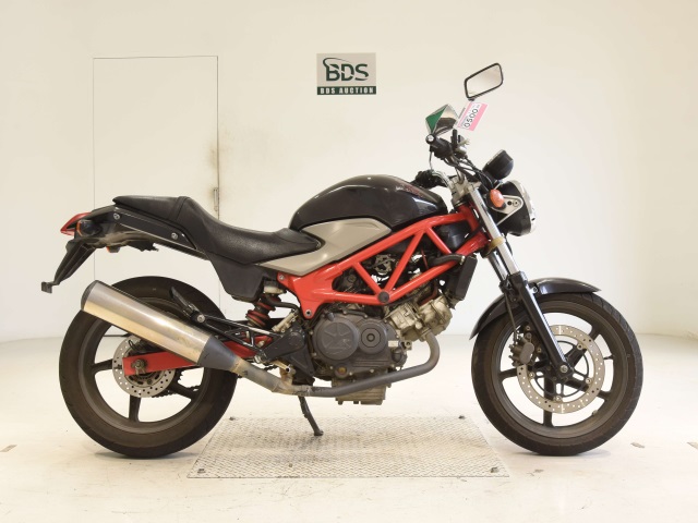 Honda VTR250 2011