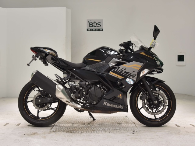 Kawasaki NINJA400 2019