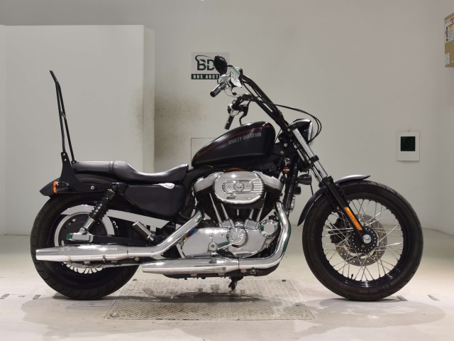 HD SPORTSTER XL1200N 2011