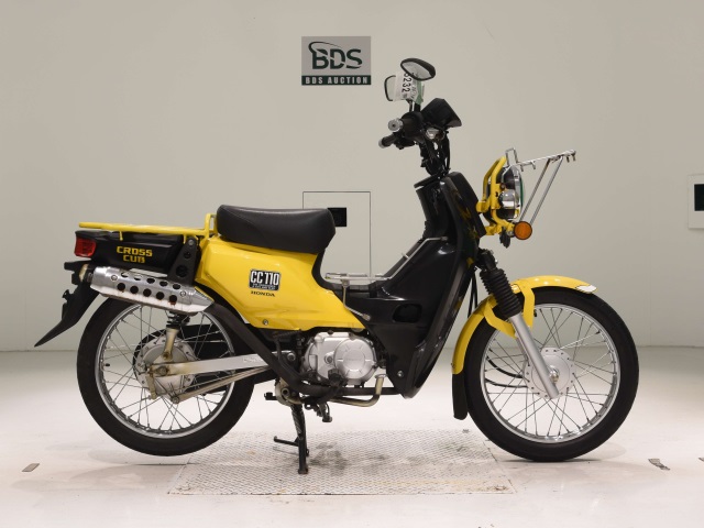 Honda CC110 CROSSCUB 2016