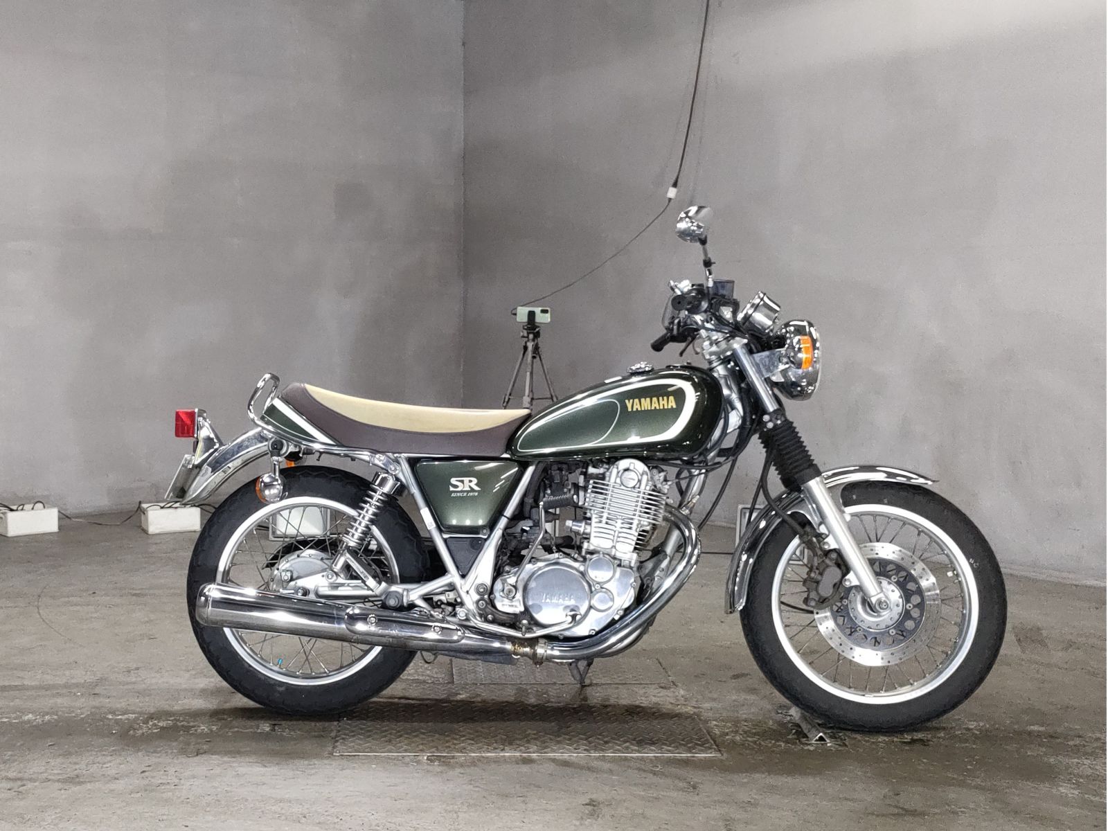 Yamaha SR400 2013