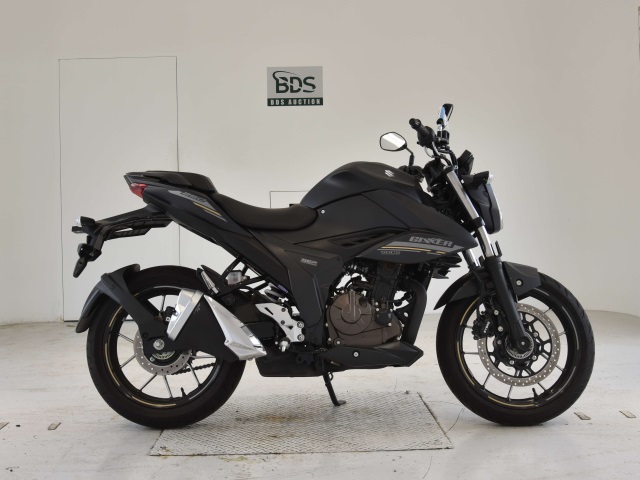 Suzuki GIXXER250