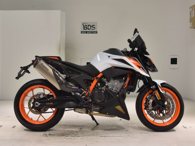 KTM 890 DUKE 2021