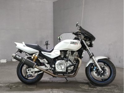 Yamaha XJR1300 2000