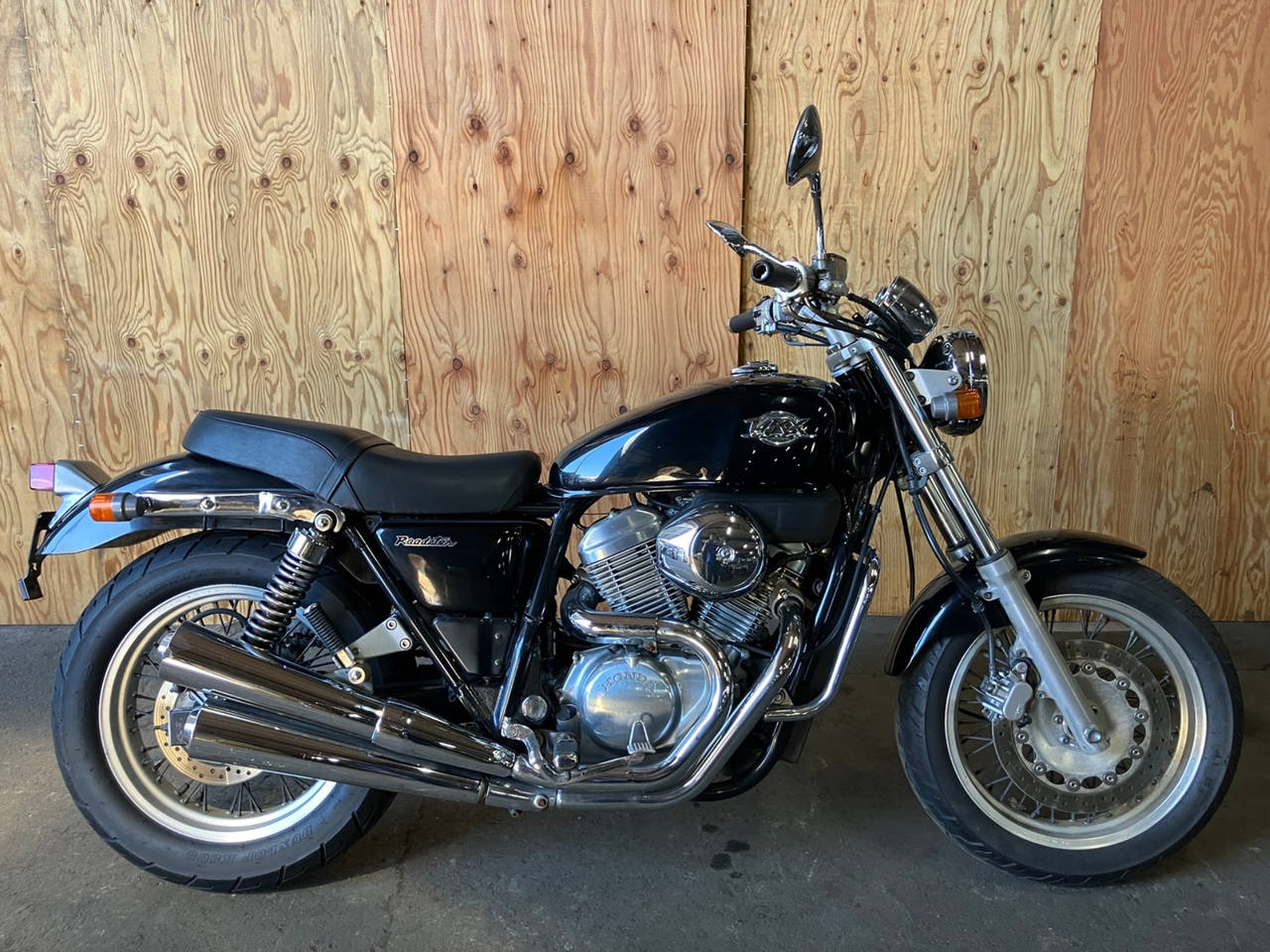 Honda VRX400 2000