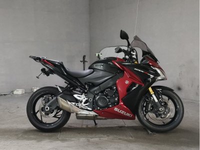 Suzuki GSX-S1000F 2016