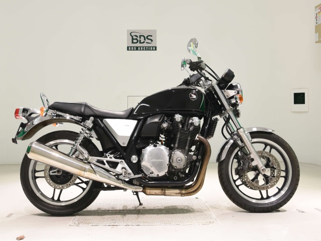 Honda CB1100 2011