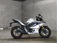 Yamaha YZF-R25 2020
