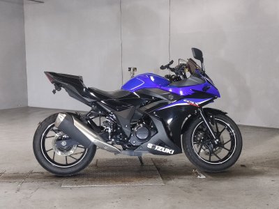 Suzuki GSX250R