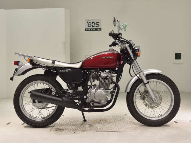 Honda CB223S 2010