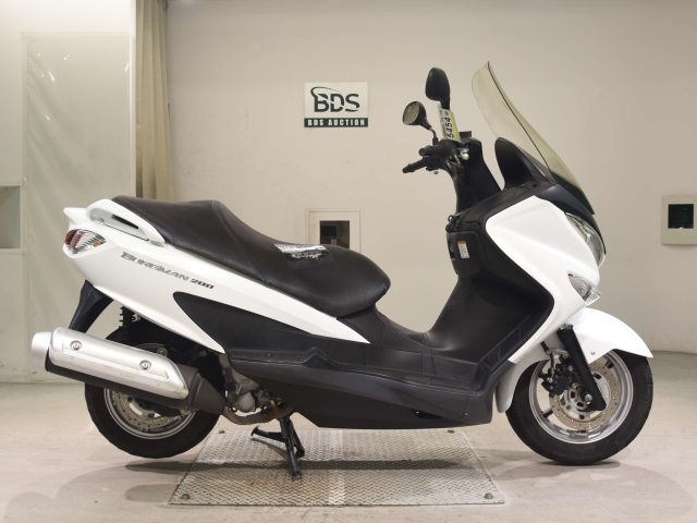 Suzuki BURGMAN200 2016