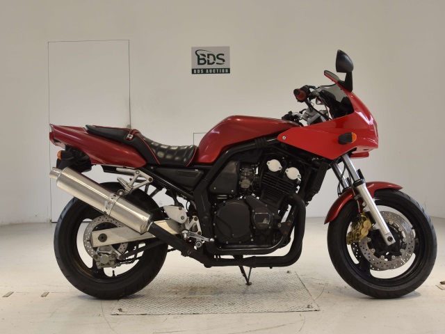 Yamaha FZ400 1997