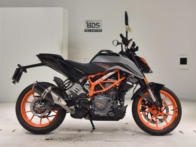 KTM 390 DUKE 2024
