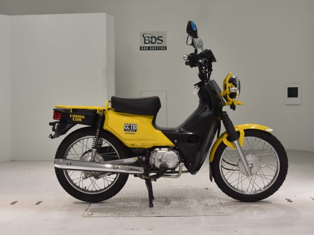 Honda CC110 CROSSCUB 2016