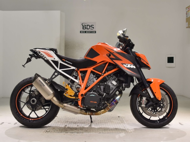 KTM 1290 SUPERDUKE R 2015