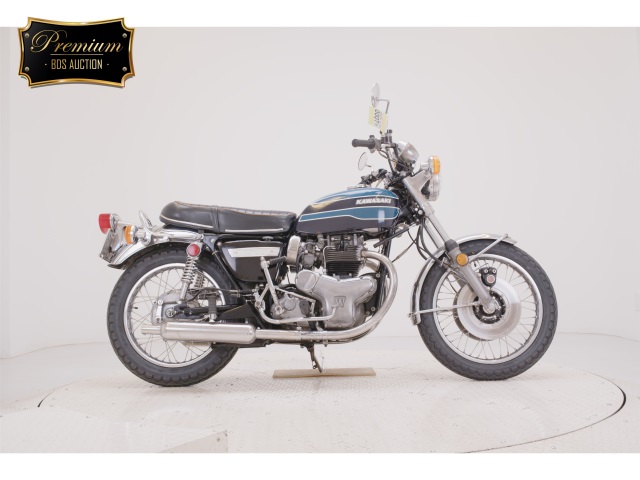 Kawasaki W3 1973