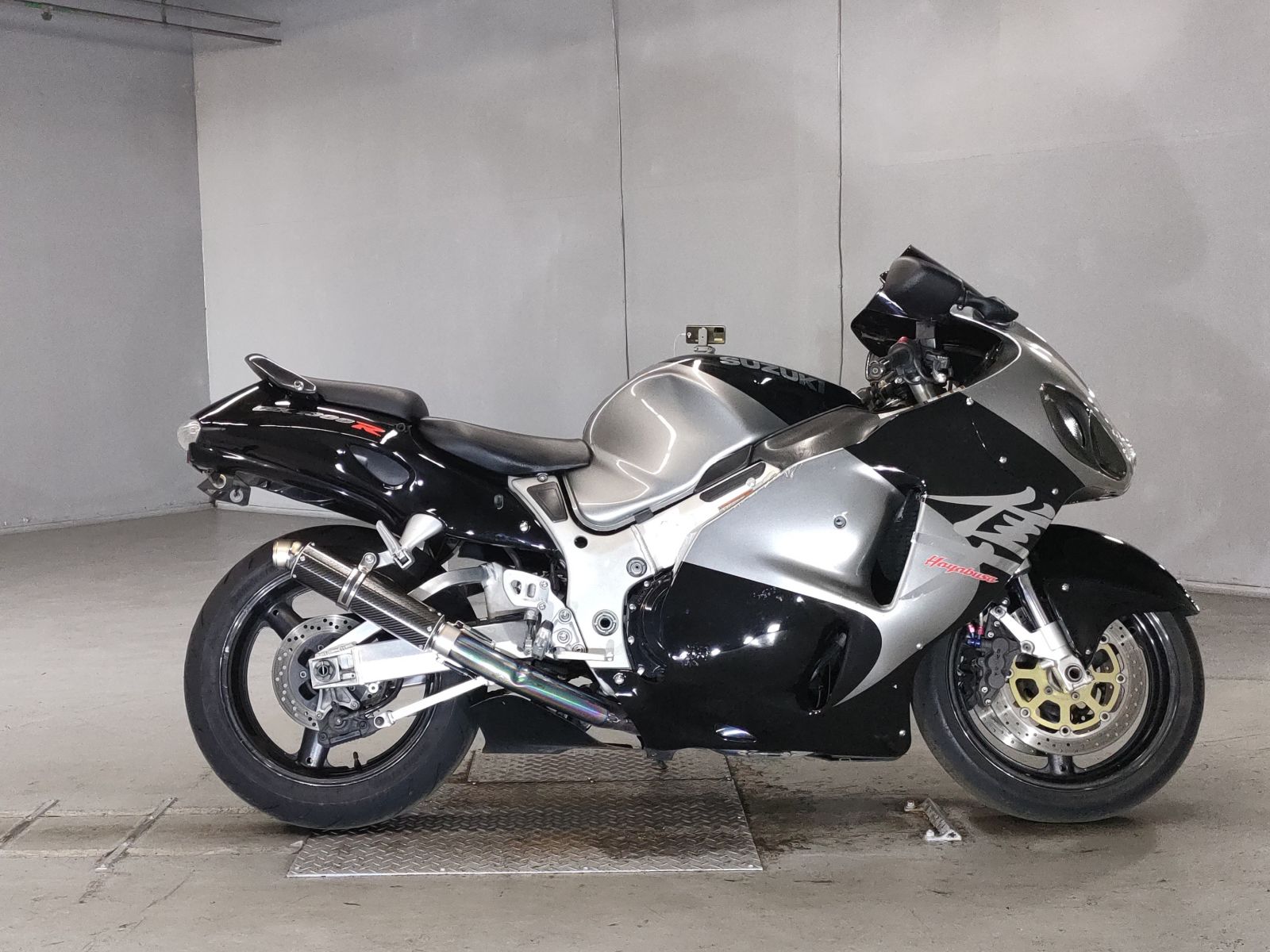 Suzuki GSX1300R HAYABUSA 2002