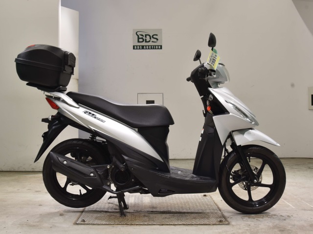 Suzuki ADDRESS V110