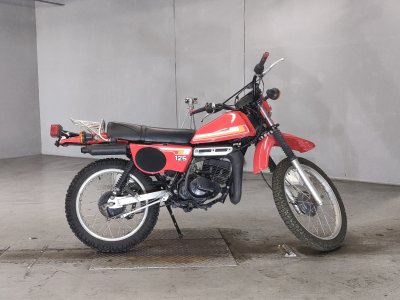 Suzuki TS125