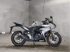 Yamaha YZF-R25 2016