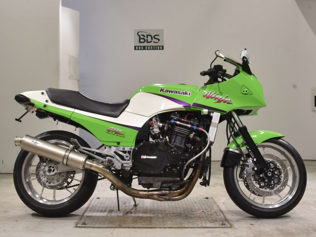 Kawasaki GPZ900R 1998