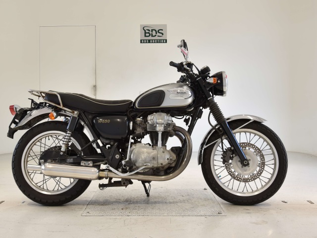 Kawasaki W650 2006
