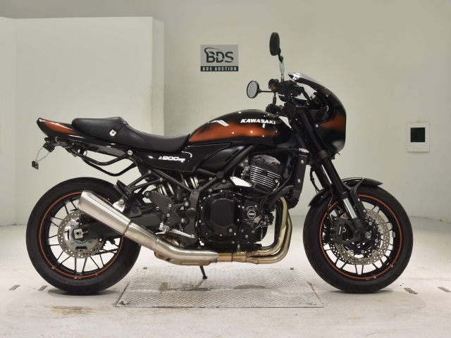 Kawasaki Z900RS CAFE 2021
