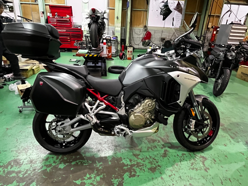Ducati MULTISTRADA V4S 2023