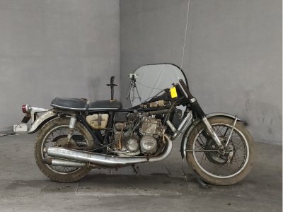 Suzuki GT750