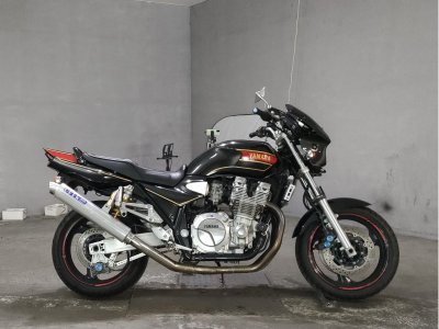 Yamaha XJR1300 2002