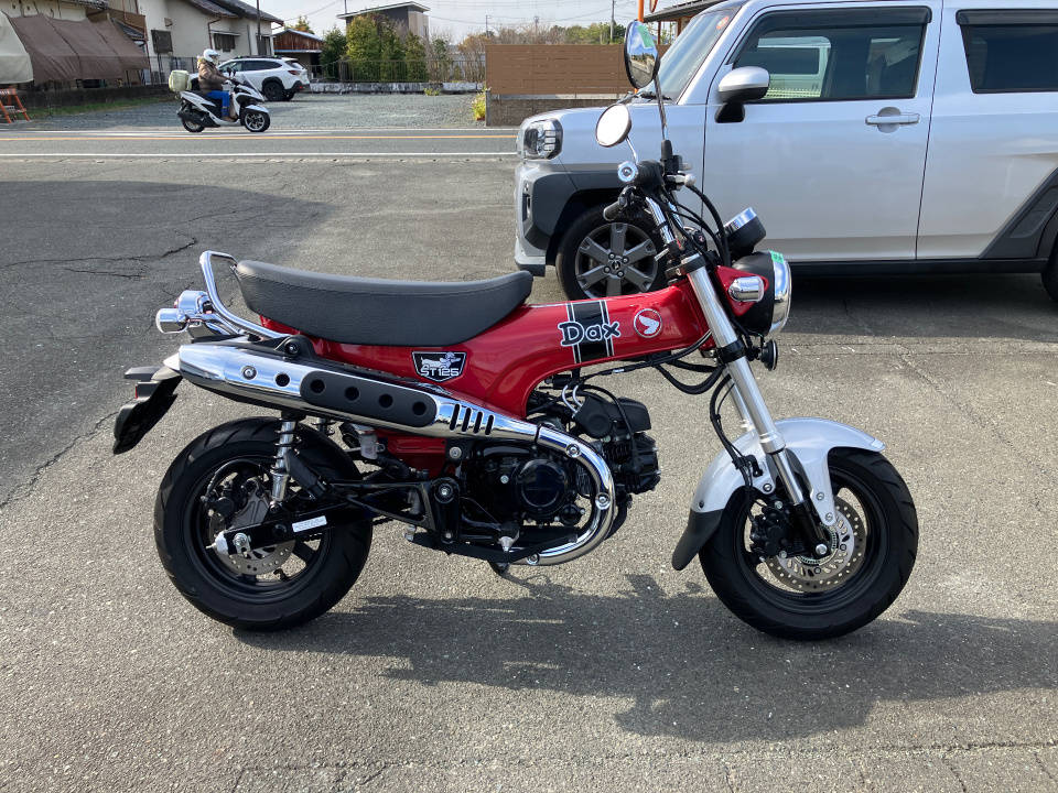 Honda DAX125 2022