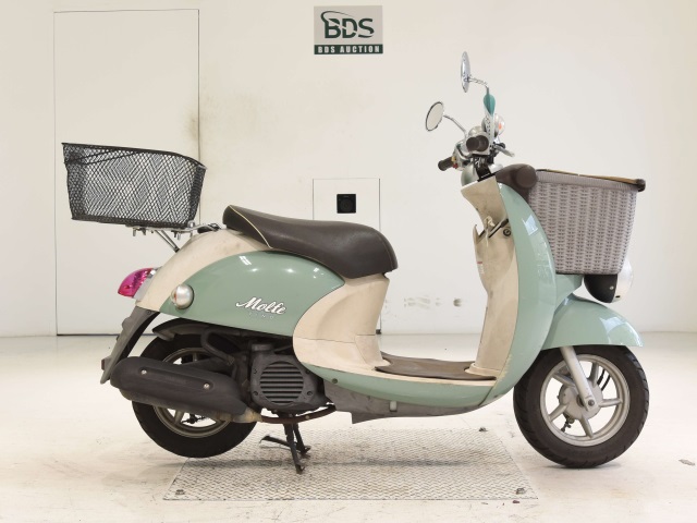 Yamaha VINO MORPHE 2011
