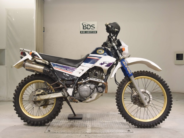 Yamaha SEROW XT225 1996