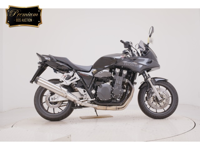 Honda CB1300SF BOLDOR 2025