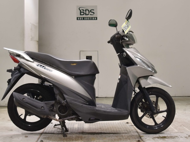 Suzuki ADDRESS V110