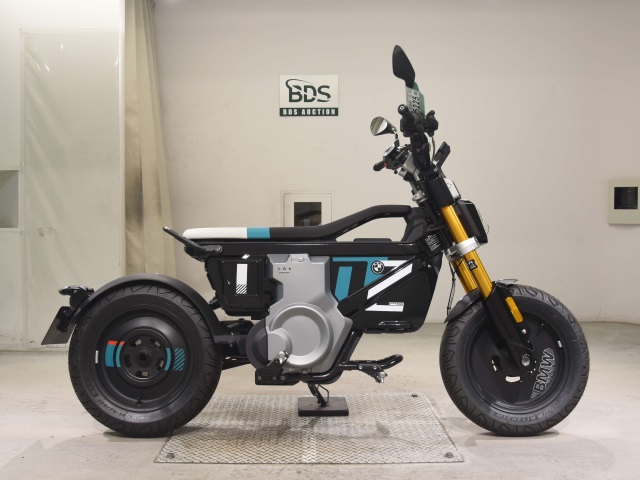 BMW ce02 2024