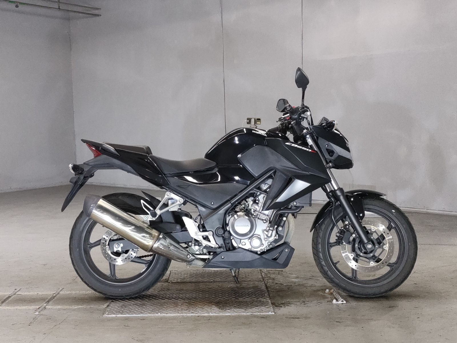 Honda CB250 2015