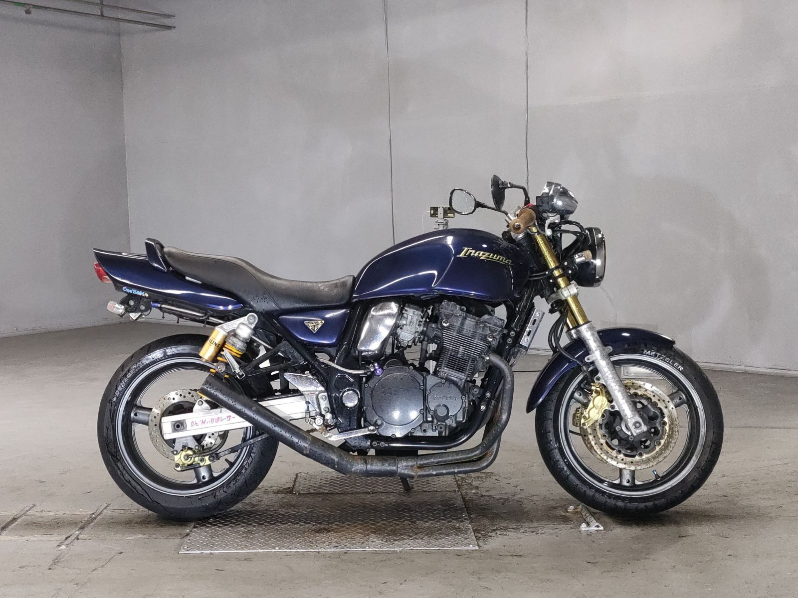 Suzuki GSX400 INAZUMA 2000