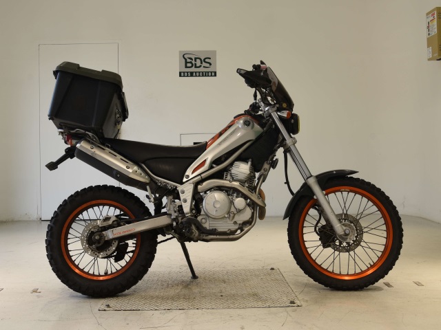 Yamaha TRICKER