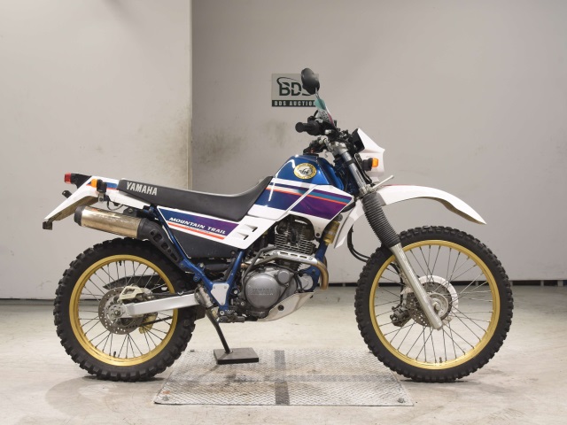 Yamaha SEROW XT225 1995
