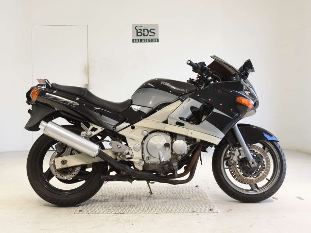 Kawasaki ZZ-R400 1998