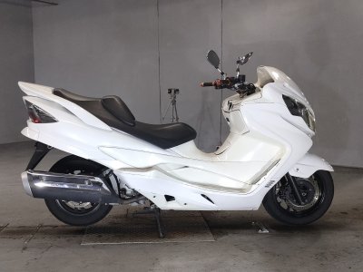 Suzuki SKYWAVE 250S