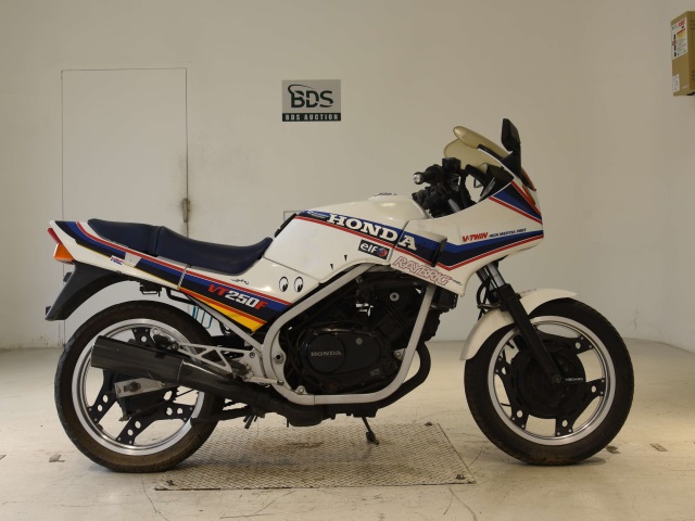 Honda VT250FE